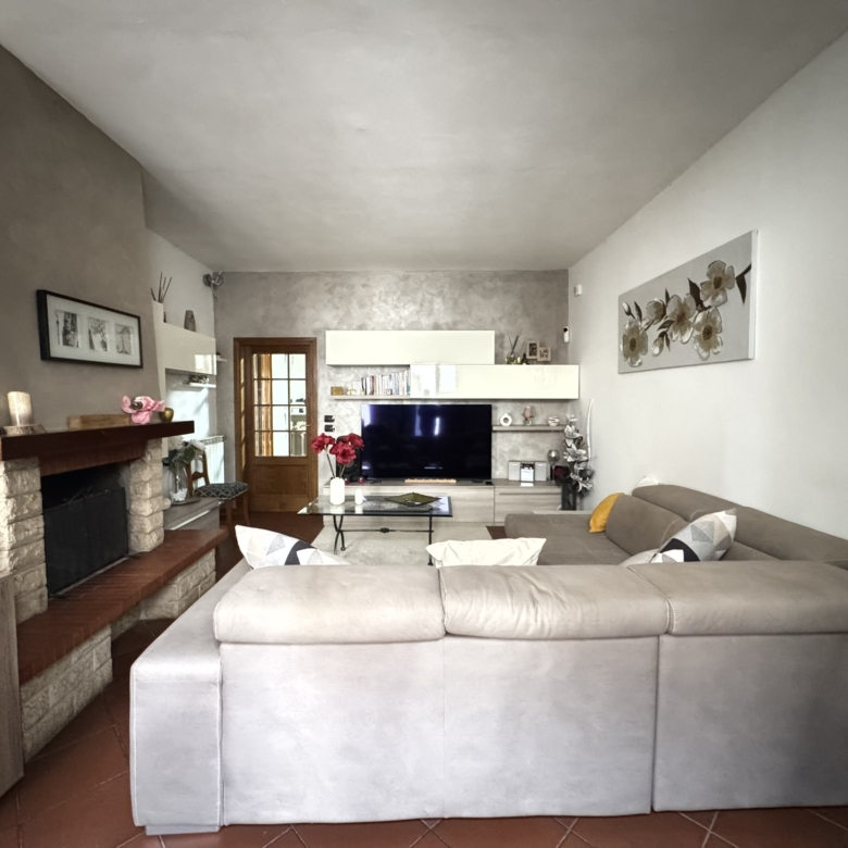 Scandicci Terratetto Indipendente con giardino privato