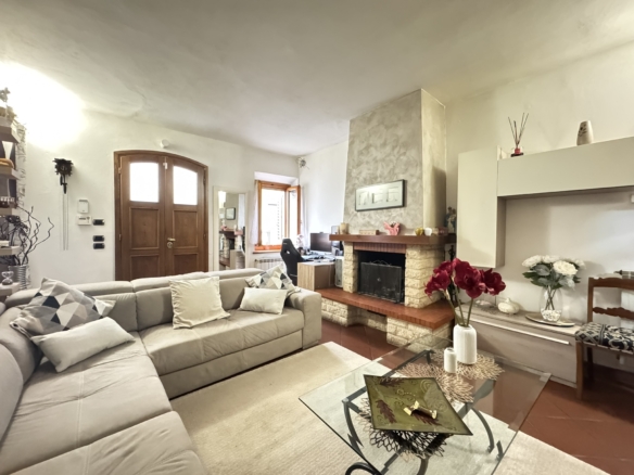 Scandicci Terratetto Indipendente con giardino privato