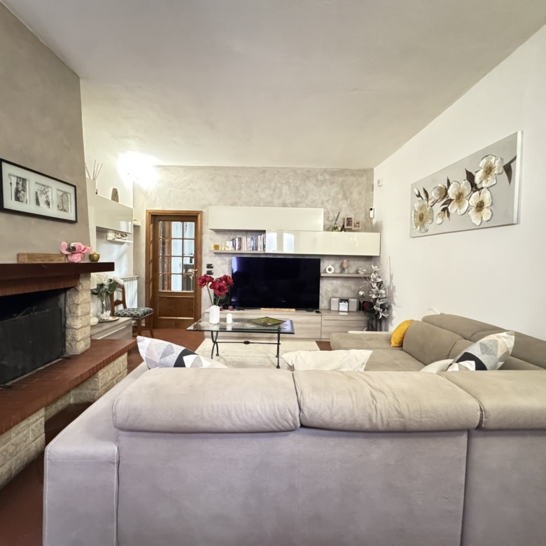 Scandicci Terratetto Indipendente con giardino privato