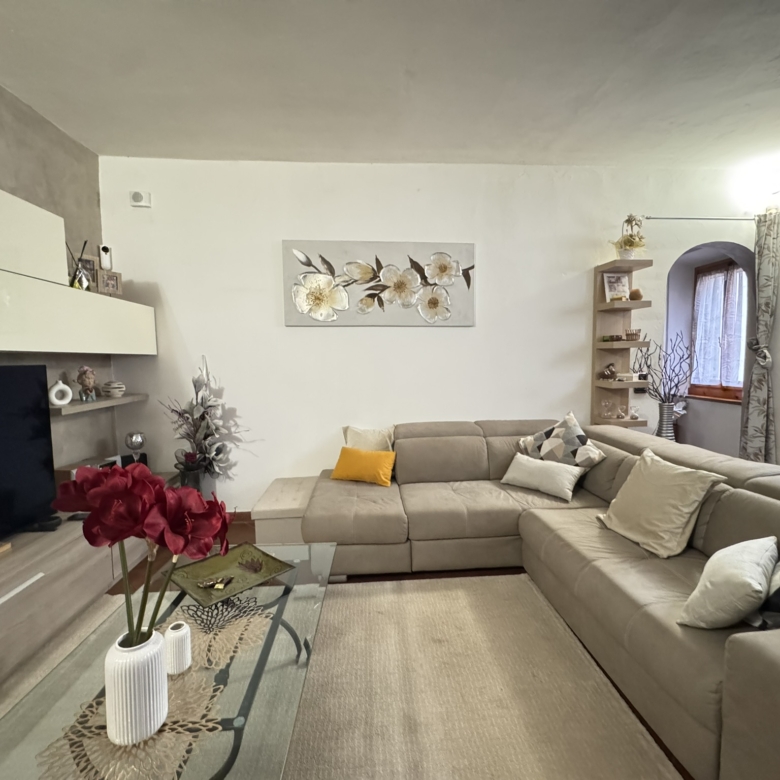 Scandicci Terratetto Indipendente con giardino privato