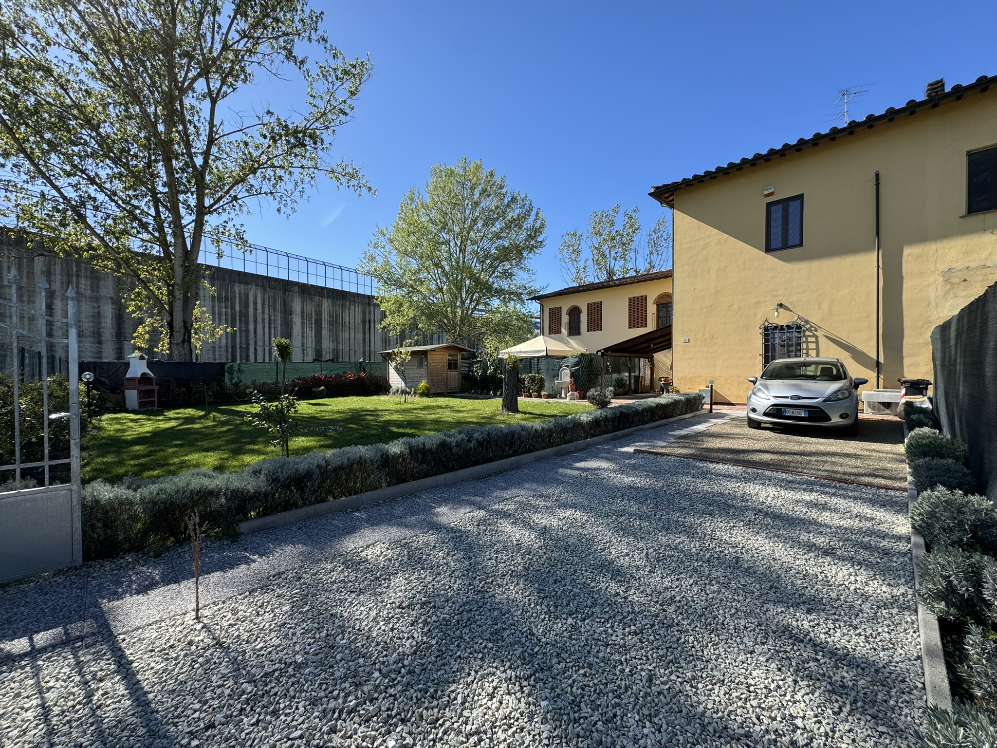 IMG_8451 Empoli 3 Locali con Giardino
