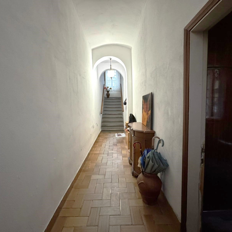 Limite sull’Arno Casa Indipendente 6 Locali