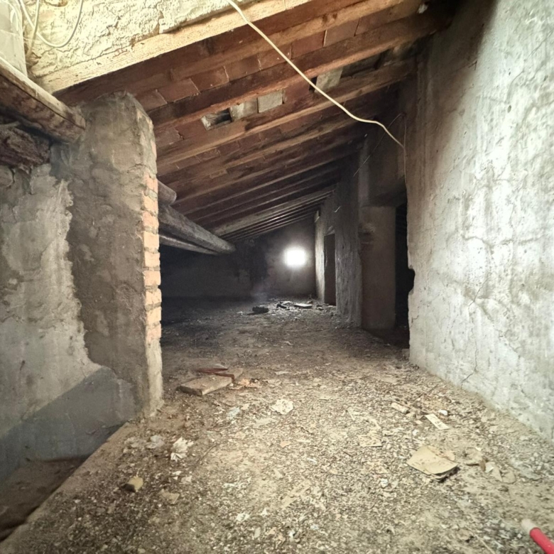 Limite sull’Arno Casa Indipendente 6 Locali