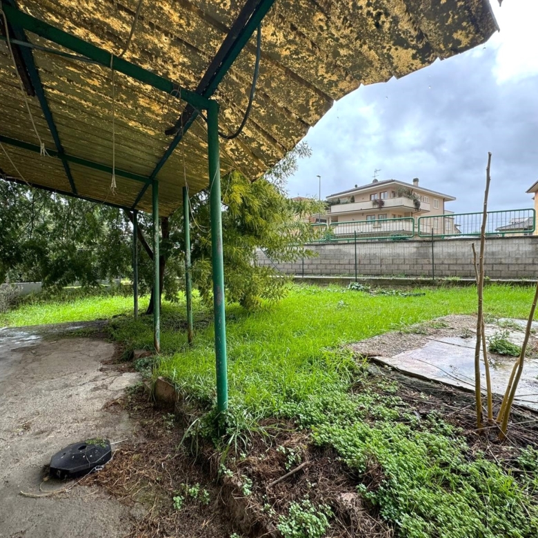 Limite sull’Arno Casa Indipendente 6 Locali
