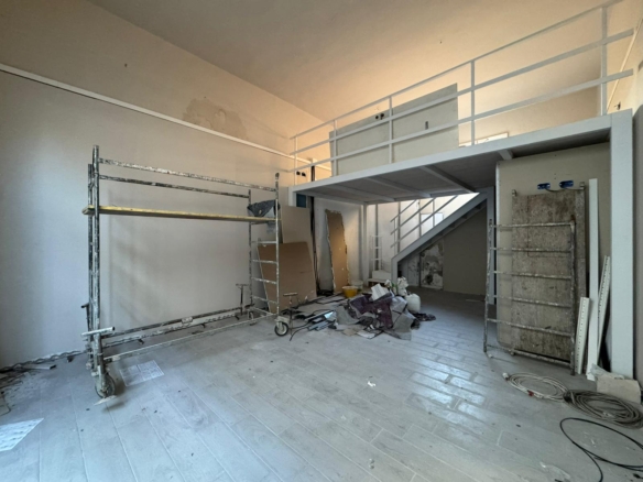 Empoli Fondo Commerciale/Negozio