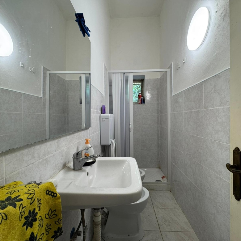 Capraia 3 Locali con resede privato