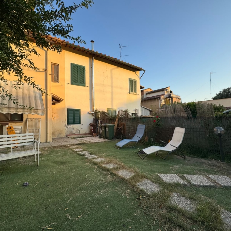 Montelupo F.no 3 Locali con Giardino